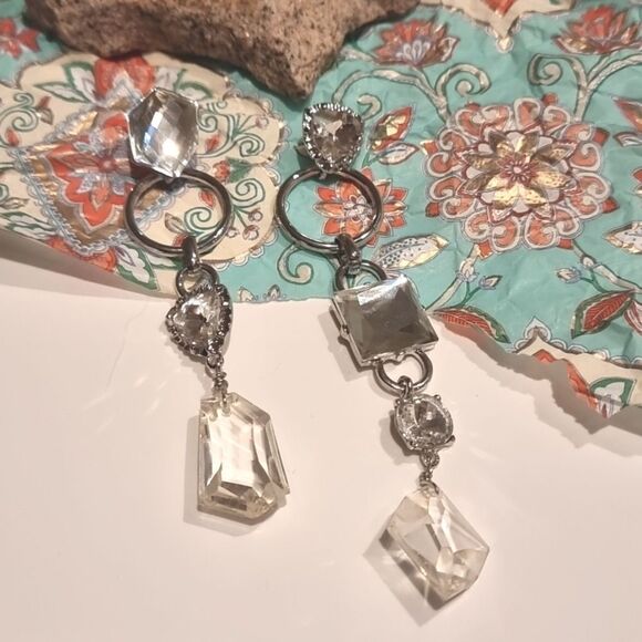 New ZARA Contemporary Glass / Silver Coctail Dangle Earrings - Picture 7 of 11